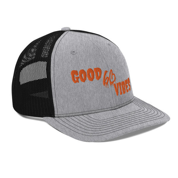 GOOD VIBES bb Trucker Hat